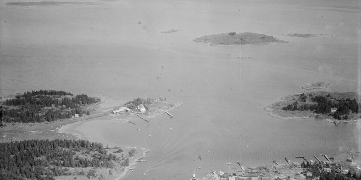 Føynland seen from the water