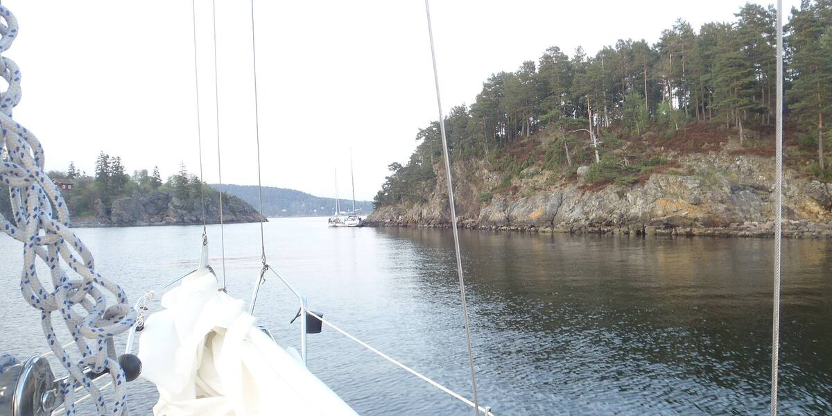 Nordre Jeløya seen from the water