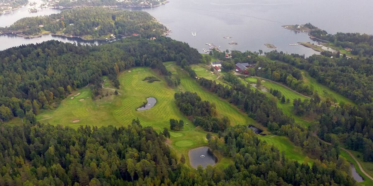 Østøya seen from the water