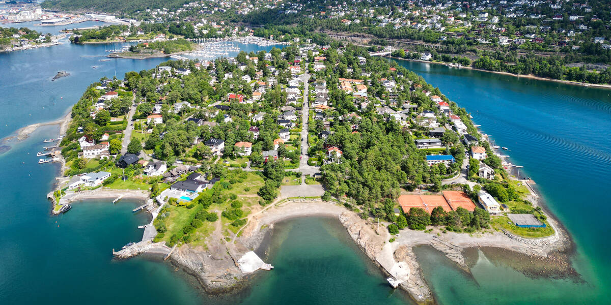 Ulvøya sett fra sjøen